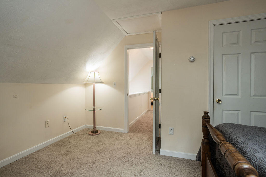 17 Greenacre Drive York ME 03909