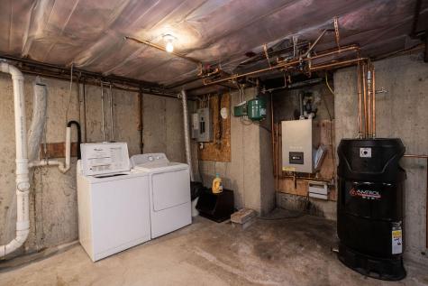 17 Greenacre Drive York ME 03909