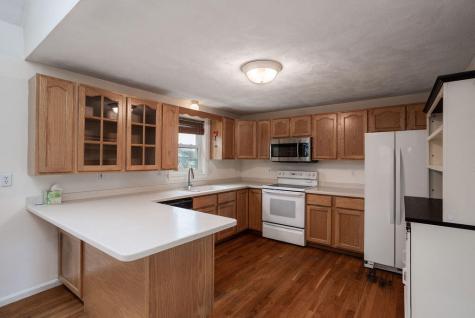 17 Greenacre Drive York ME 03909