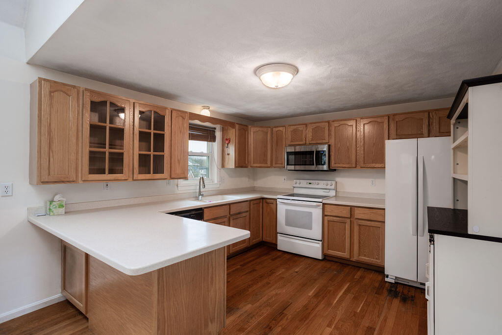 17 Greenacre Drive York ME 03909