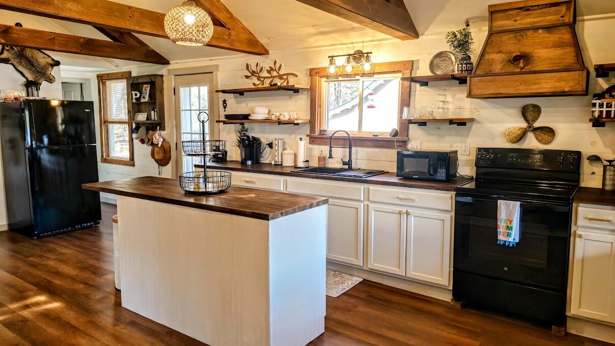 10 Wood Duck Way T3 R9 Nwp ME 04462