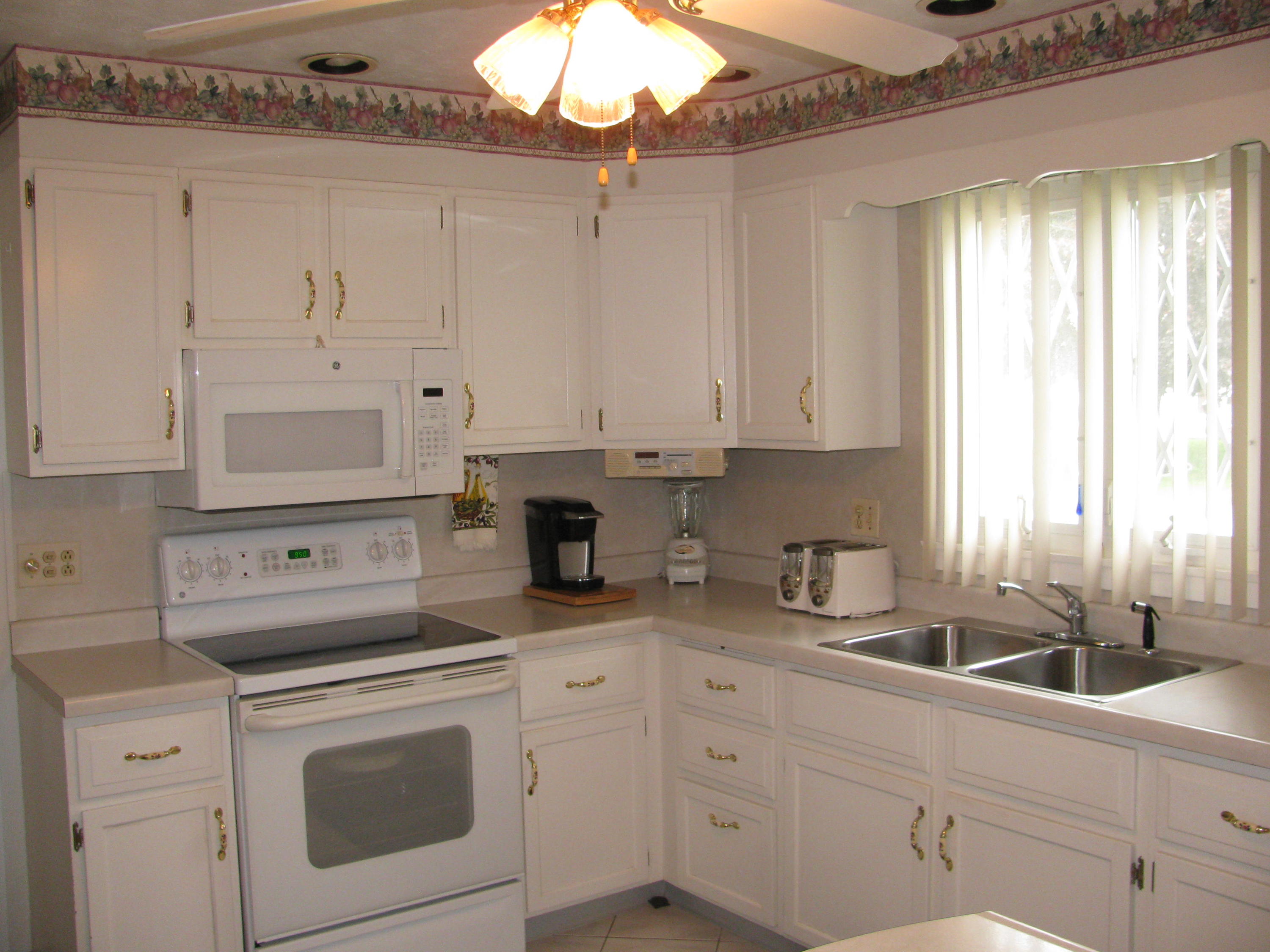 20 Albert Street Lewiston ME 04240