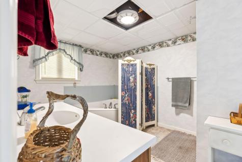 4 Cushman Woods Drive Norway ME 04268