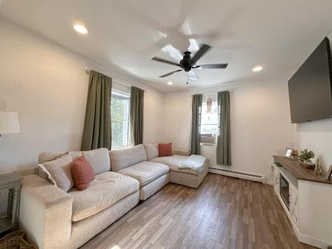 534 Whitefield Road Pittston ME 04345