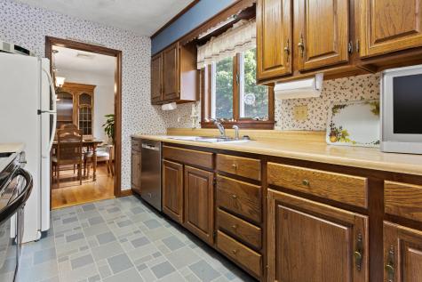 224 Sunderland Drive Auburn ME 04210