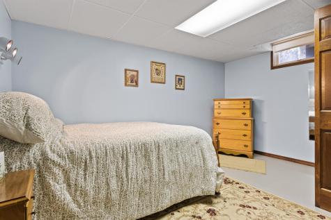 224 Sunderland Drive Auburn ME 04210