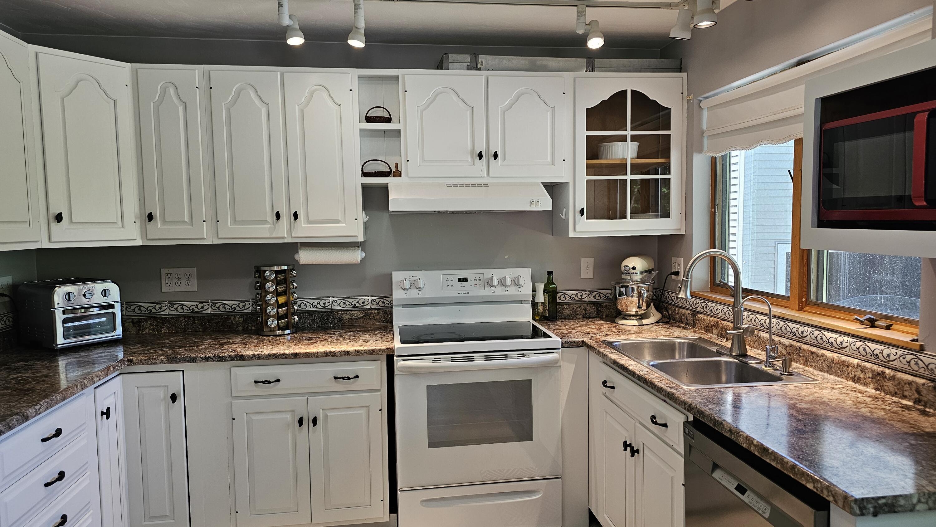 28 Park Avenue E Brewer ME 04412
