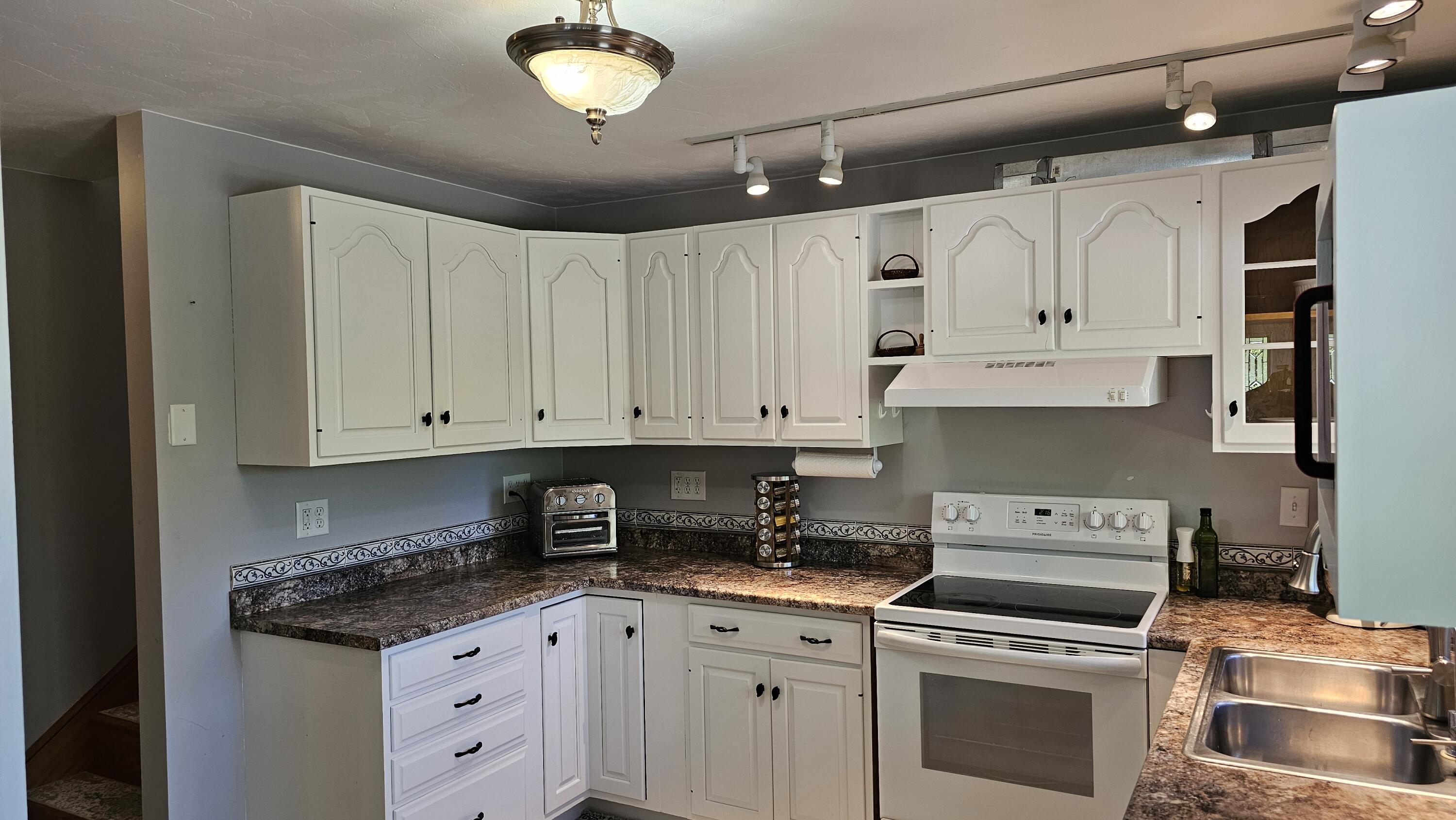 28 Park Avenue E Brewer ME 04412