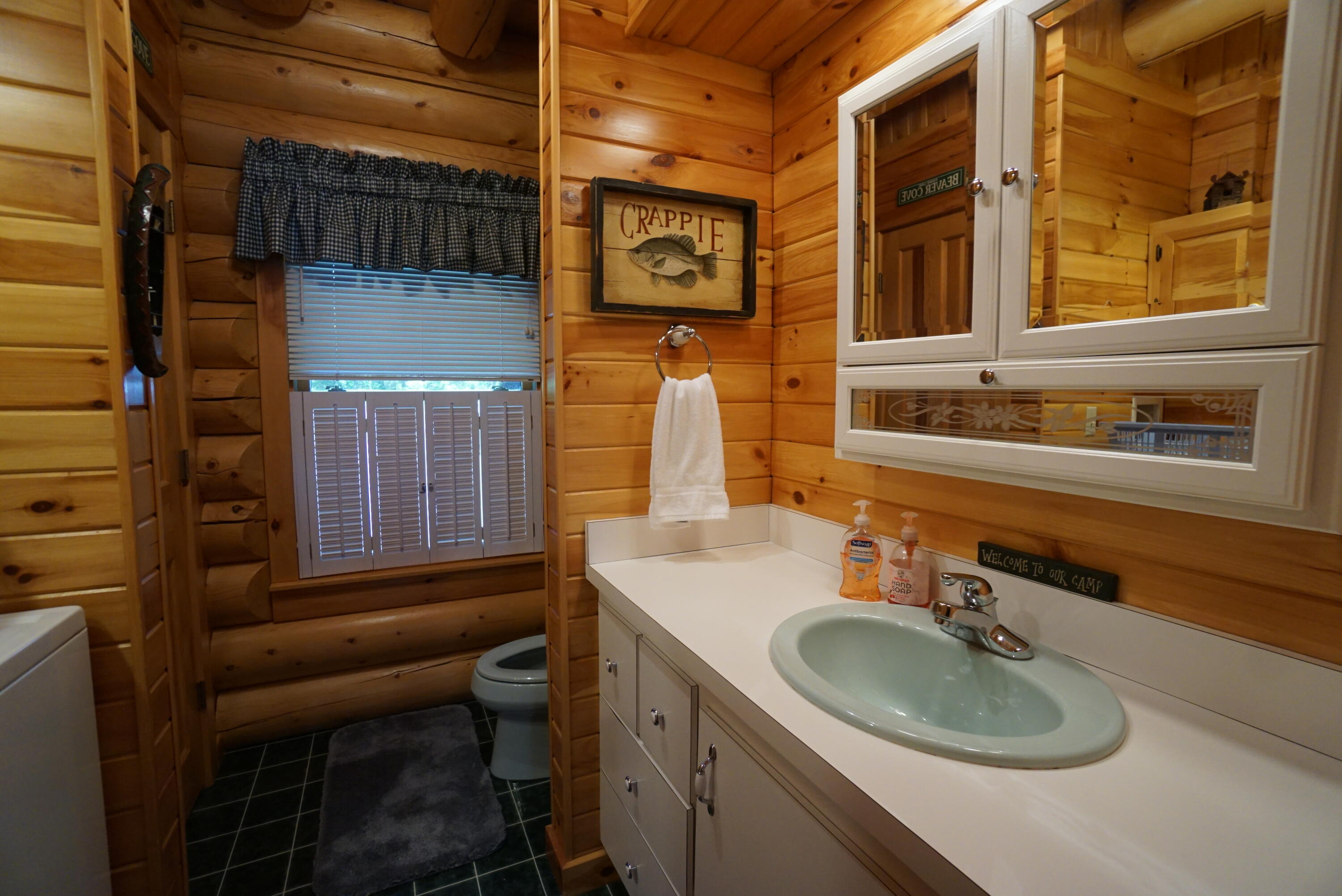 211 Evergreen Point Road Beaver Cove ME 04441