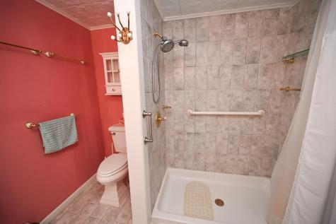 41 Stoneybrook Road Hampden ME 04444