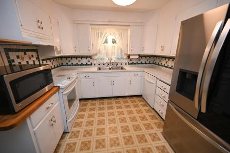 41 Stoneybrook Road Hampden ME 04444