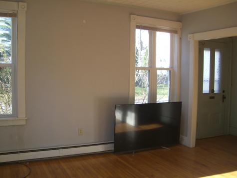 60 Chestnut Street Gardiner ME 04345