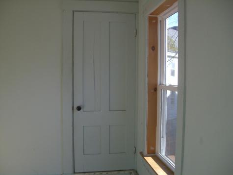 60 Chestnut Street Gardiner ME 04345