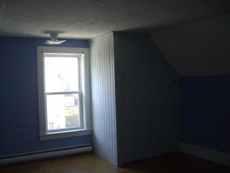 60 Chestnut Street Gardiner ME 04345