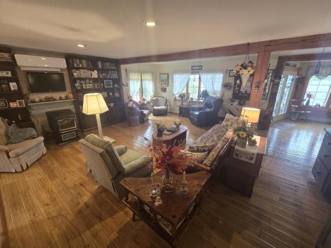 402 Stanhope Mill Road Lincoln ME 04457