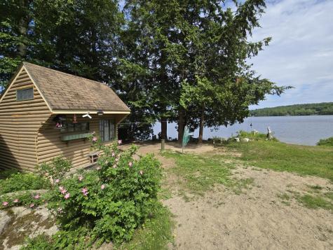 402 Stanhope Mill Road Lincoln ME 04457