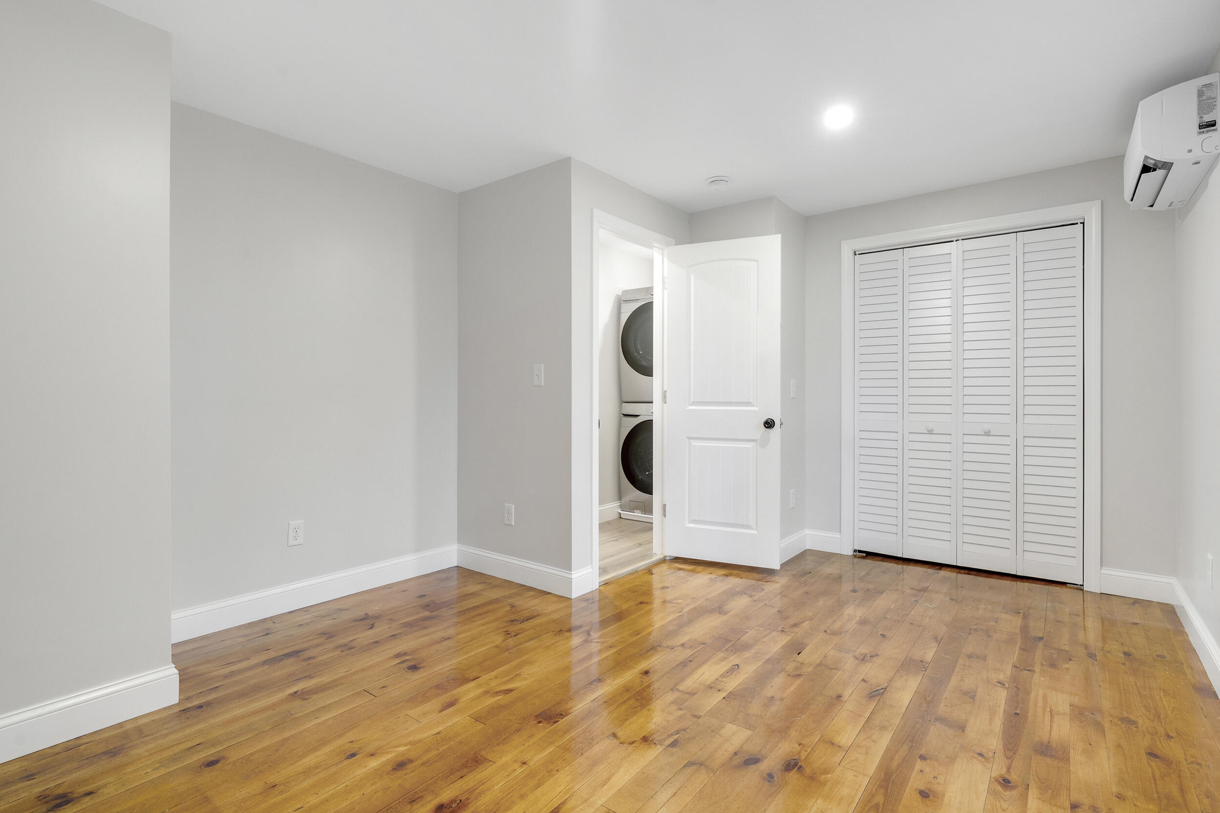 31 Wood Avenue Saco ME 04072