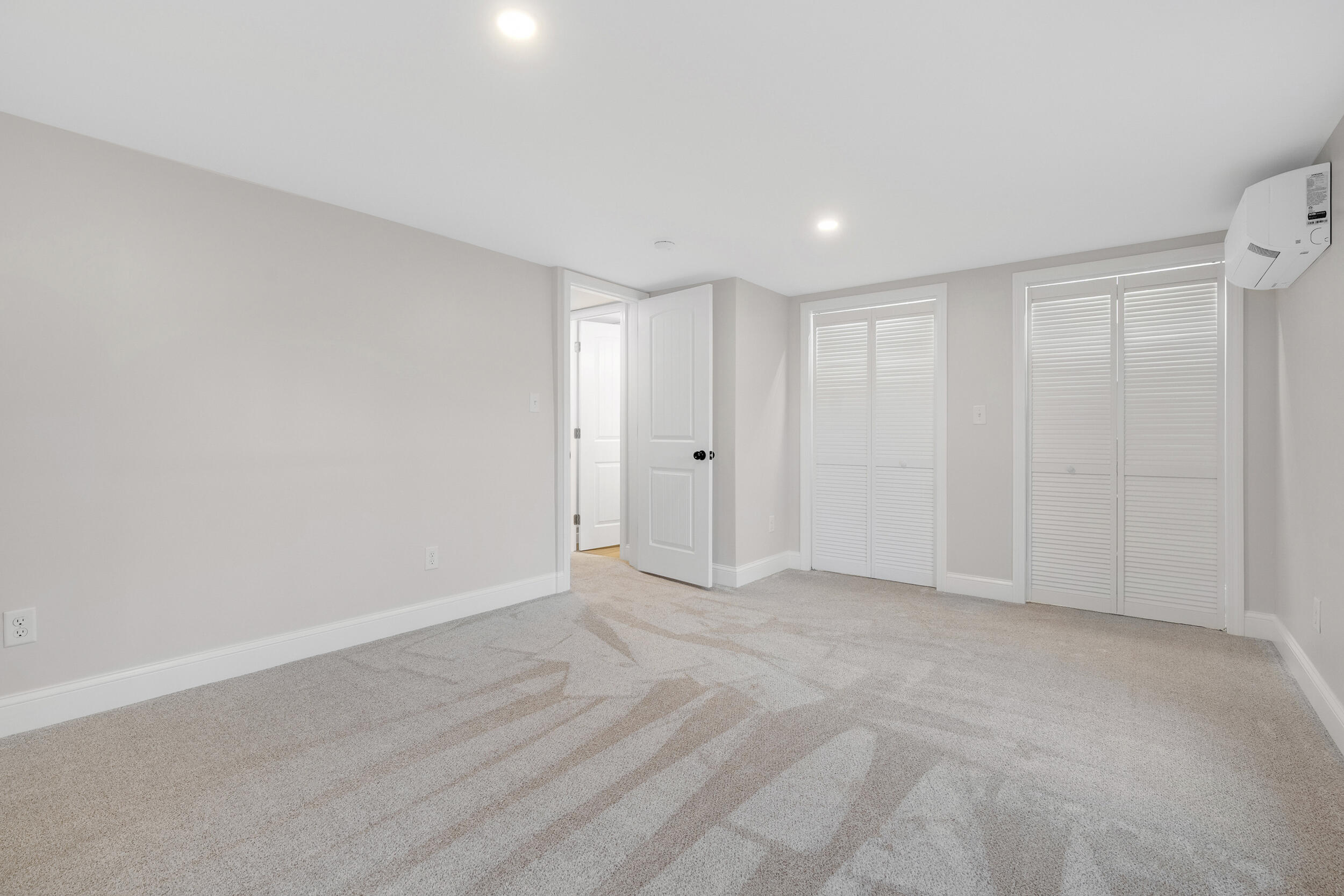 31 Wood Avenue Saco ME 04072