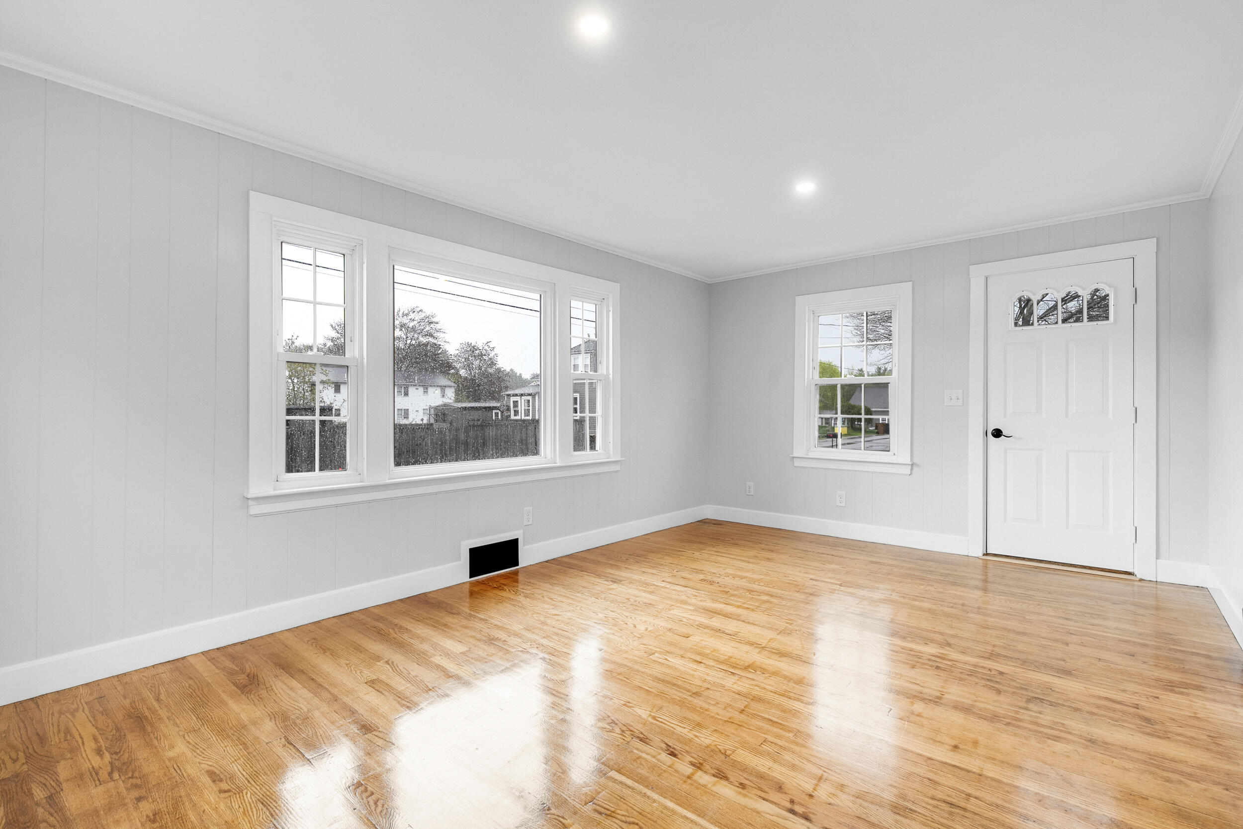 31 Wood Avenue Saco ME 04072