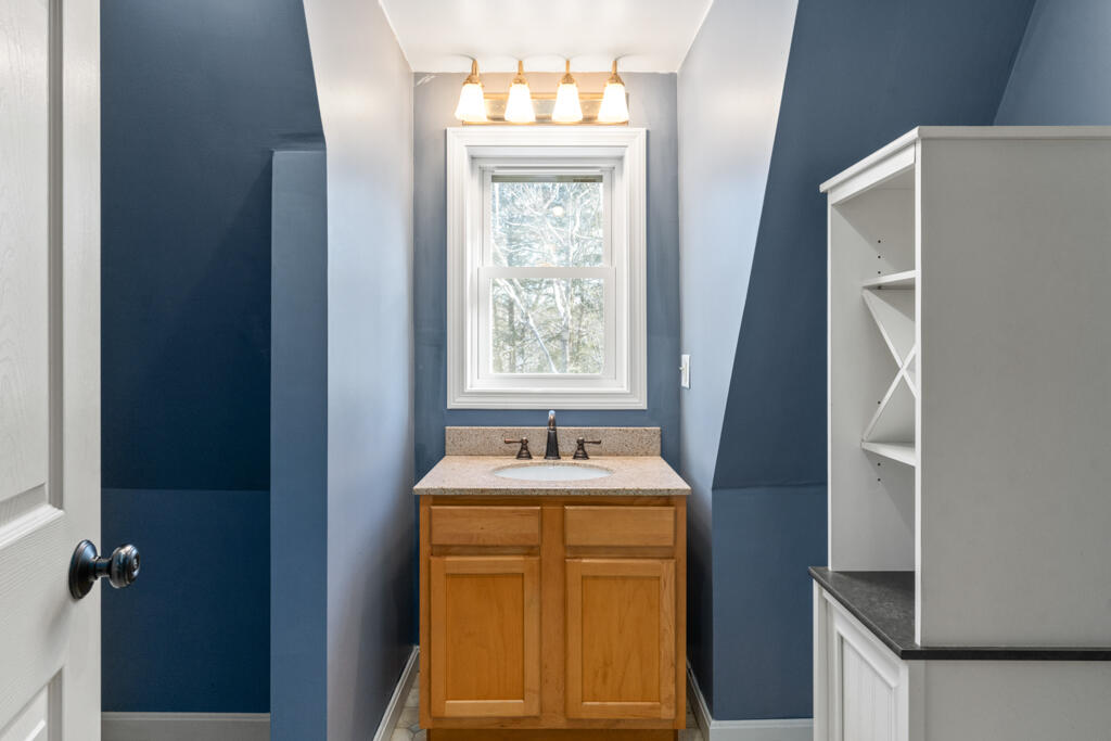 1006 Bakerstown Road Poland ME 04274