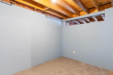 1006 Bakerstown Road Poland ME 04274