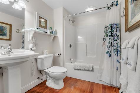 525 Post Road Wells ME 04090