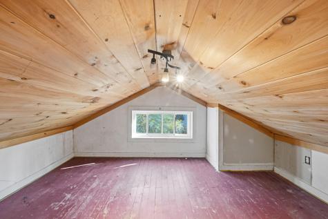 10 Mcwain Hill Road Waterford ME 04088