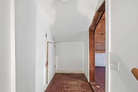 10 Mcwain Hill Road Waterford ME 04088