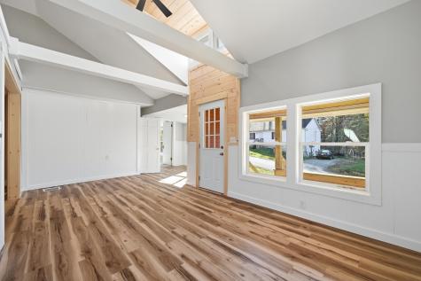 10 Mcwain Hill Road Waterford ME 04088