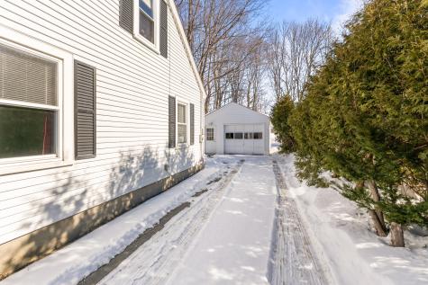 11 Kennison Street Augusta ME 04330