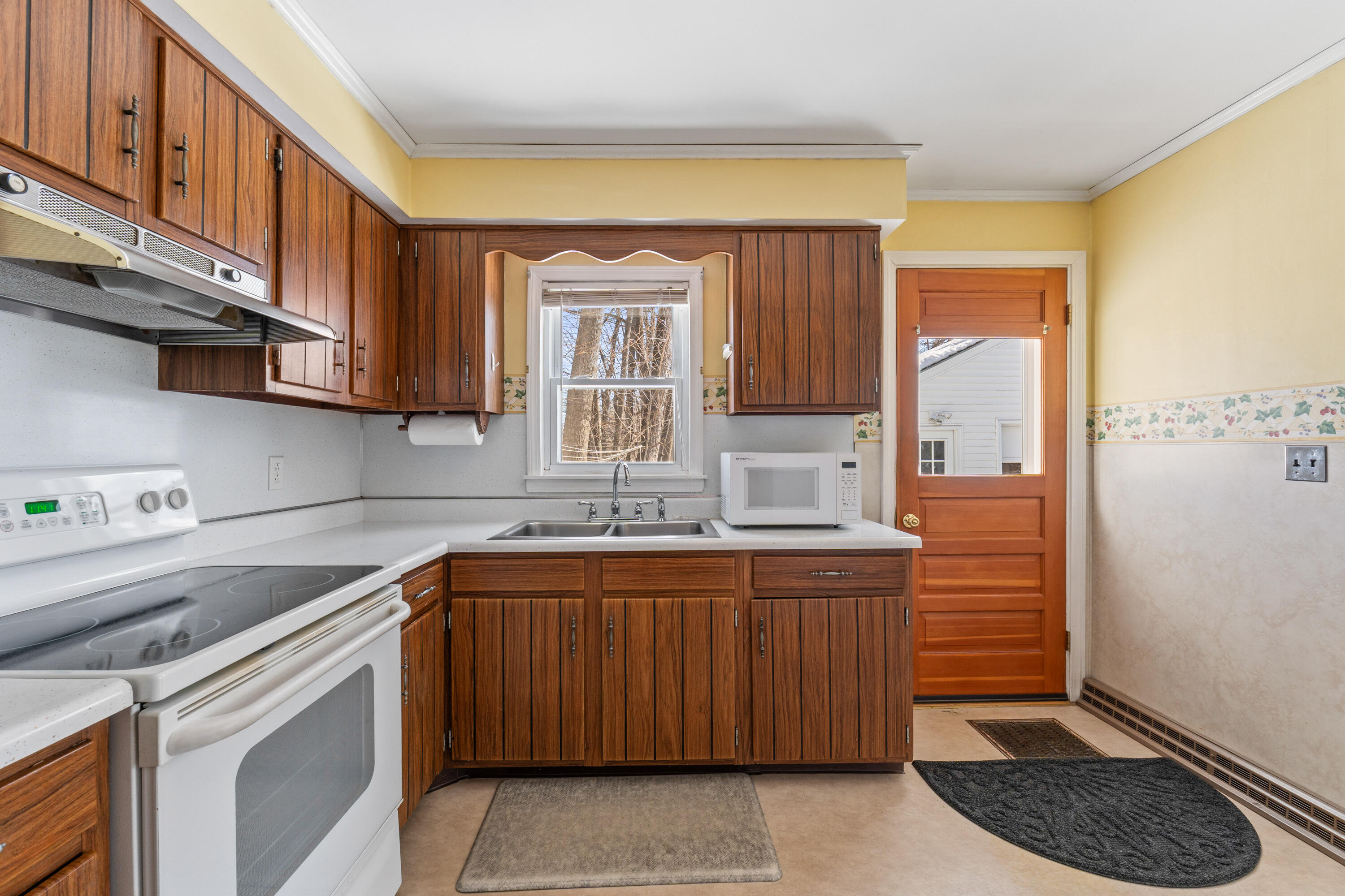 11 Kennison Street Augusta ME 04330