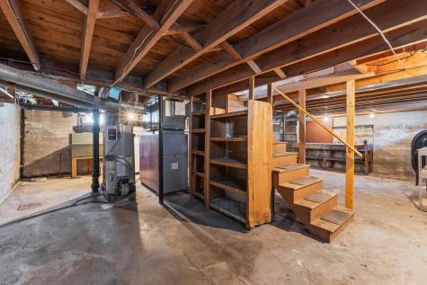 11 Kennison Street Augusta ME 04330