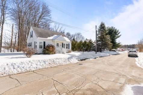 11 Kennison Street Augusta ME 04330