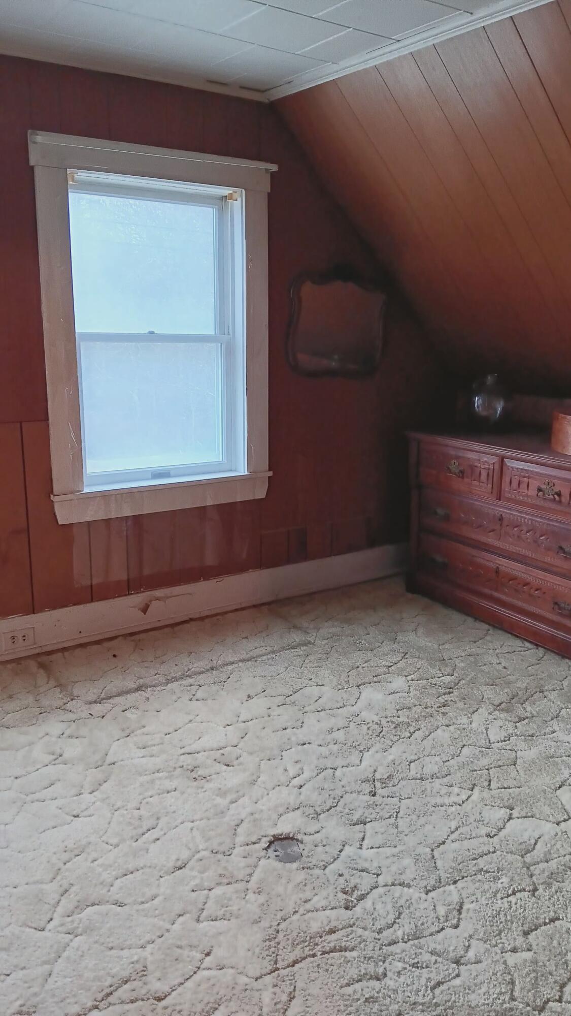 67 Huddle Road Bristol ME 04554