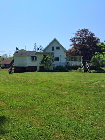 67 Huddle Road Bristol ME 04554