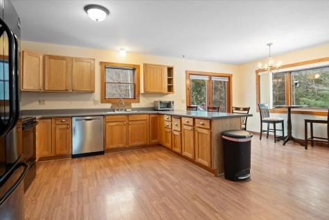 25 Hyde Road Gray ME 04039