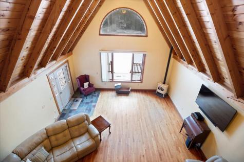 25 Hyde Road Gray ME 04039