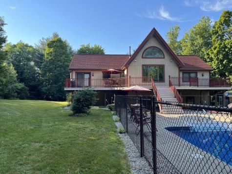 25 Hyde Road Gray ME 04039