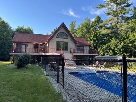 25 Hyde Road Gray ME 04039