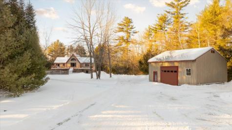 25 Hyde Road Gray ME 04039