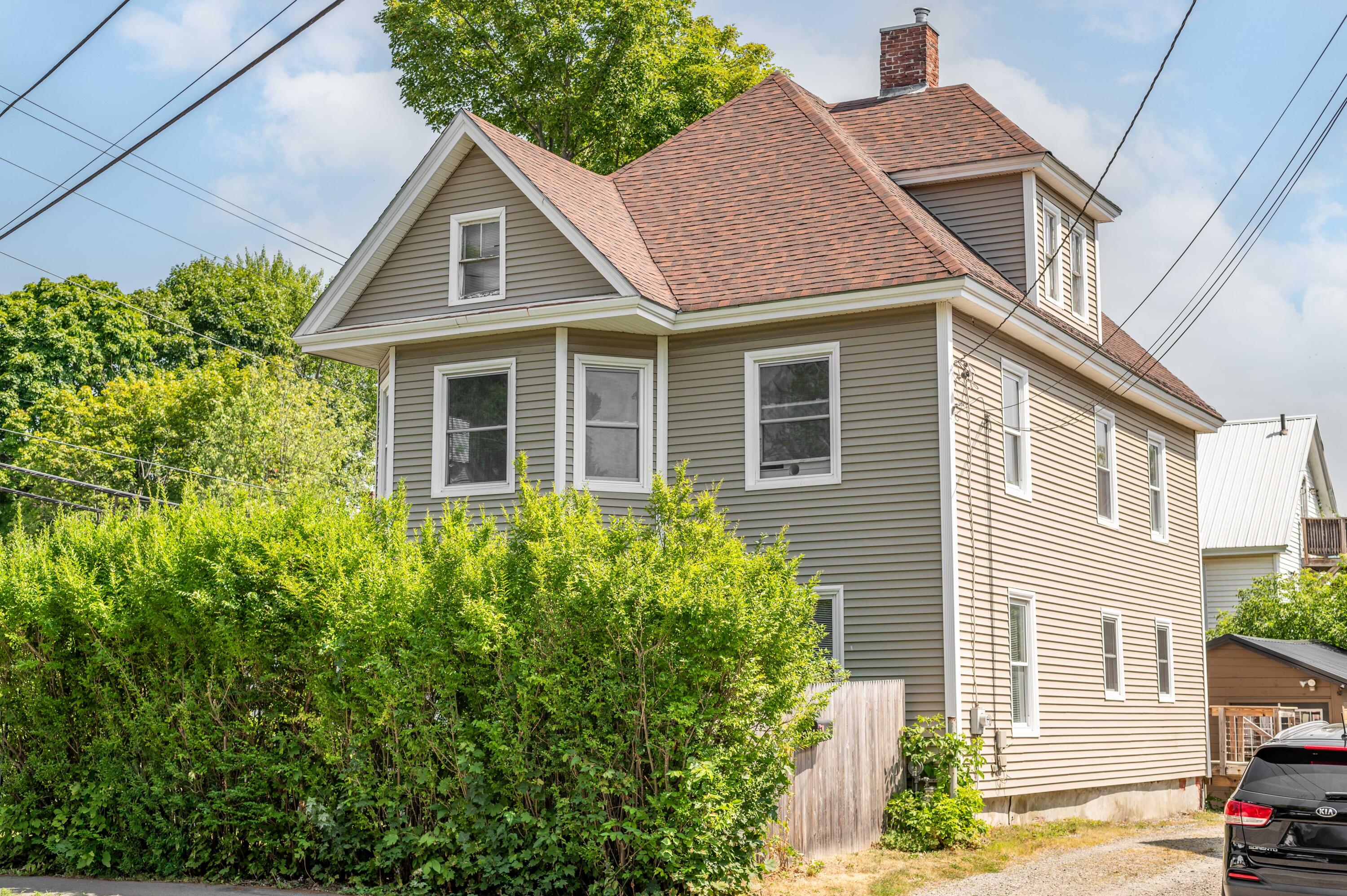 125 Grove Street Bangor ME 04401