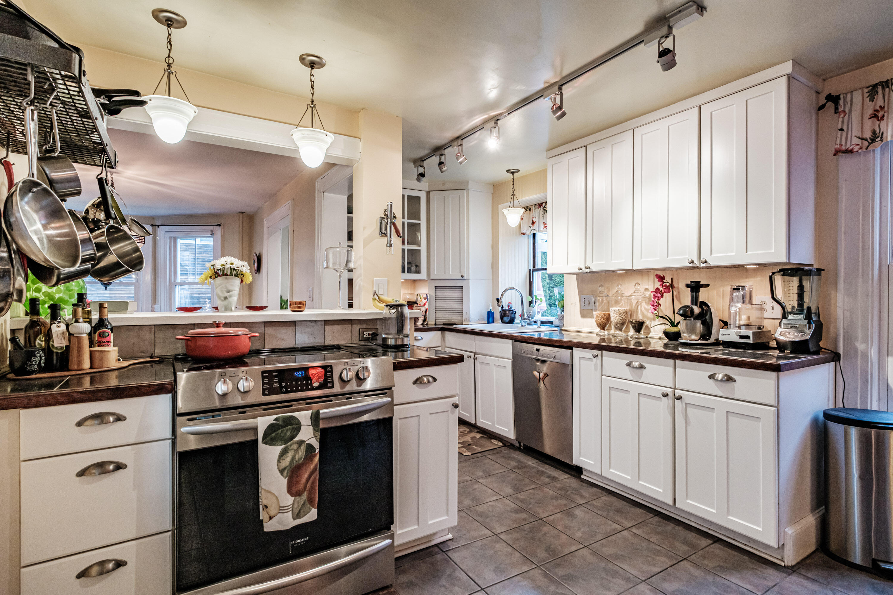 10 Whitehall Avenue South Portland ME 04106