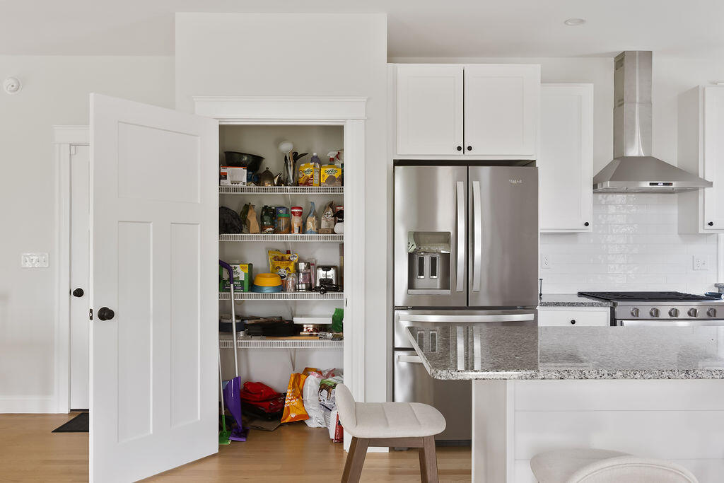 77 O'neil Street South Portland ME 04106