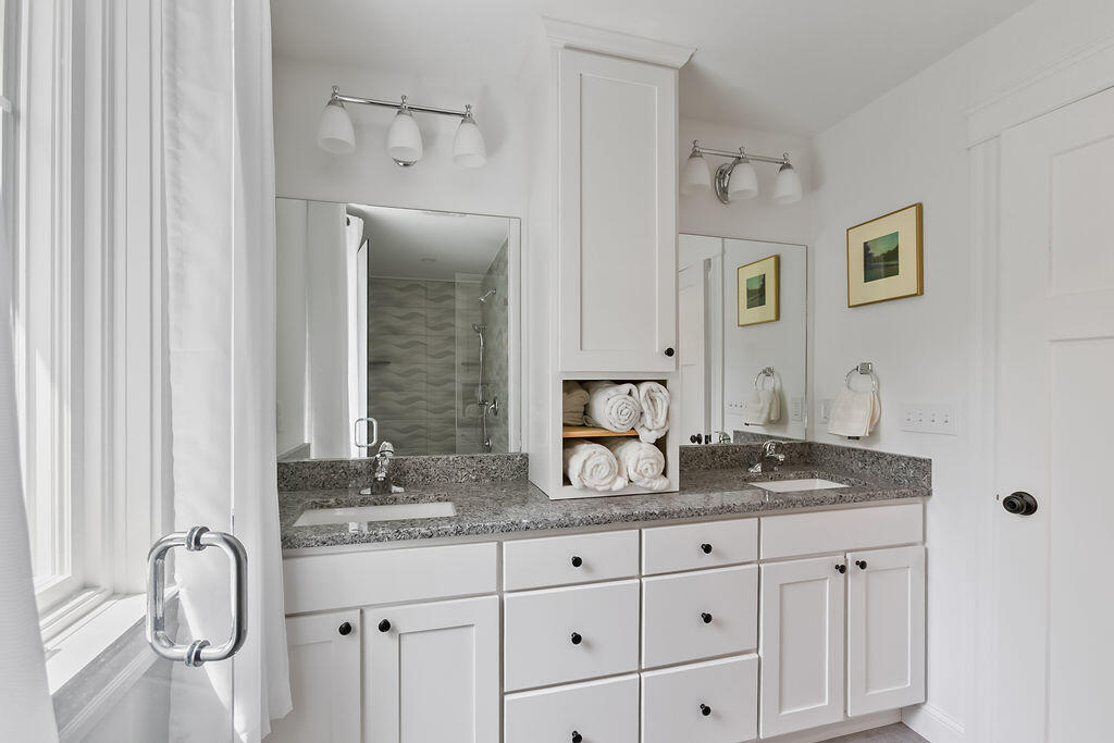 77 O'neil Street South Portland ME 04106