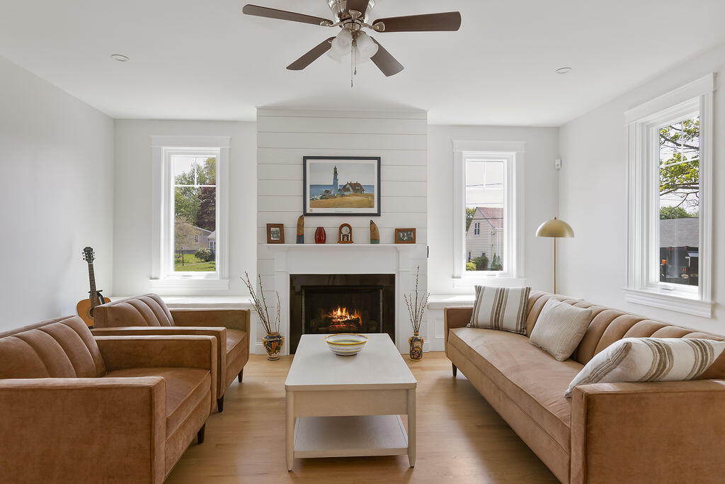 77 O'neil Street South Portland ME 04106