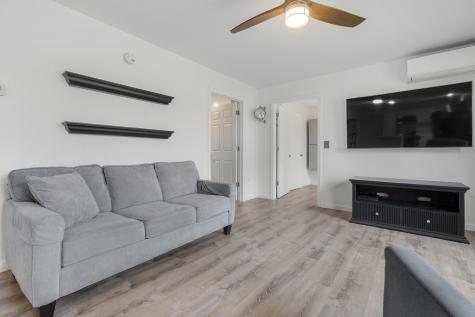 16 Godrics Hollow Sidney ME 04330