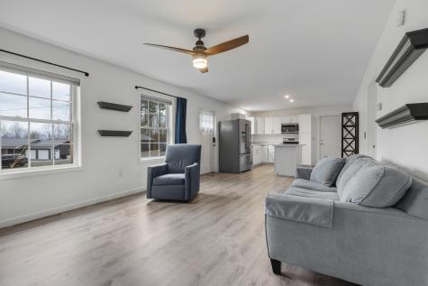 16 Godrics Hollow Sidney ME 04330