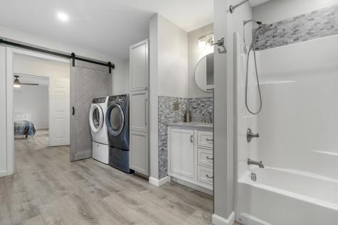 16 Godrics Hollow Sidney ME 04330