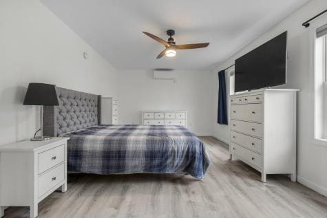 16 Godrics Hollow Sidney ME 04330