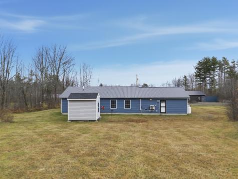 16 Godrics Hollow Sidney ME 04330